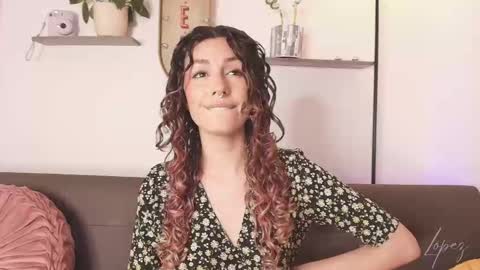 Adara Lpez online show from 09.19.25