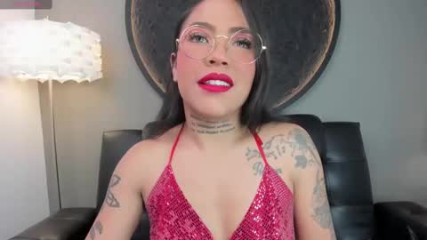 Vaiolette online show from 02.13.25