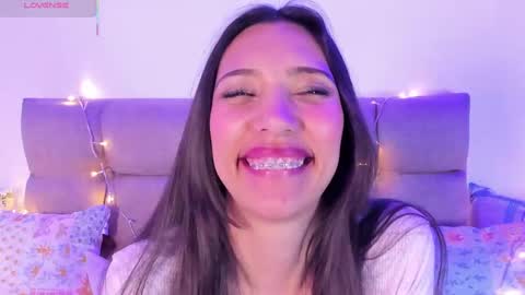 Miss Veronica online show from 02.06.25