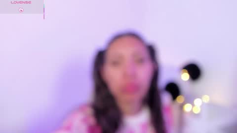 Miss Veronica online show from 03.04.25