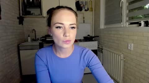 Snapshot of miss_you20 chatting on 09.26.25 miss_you20 online show from 09.26.25