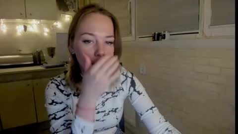 Snapshot of miss_you20 chatting on 10.31.25 miss_you20 online show from 10.31.25