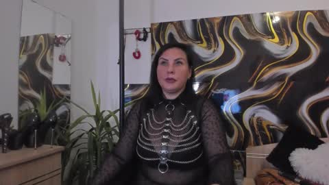 Miss Aida Devine online show from 10.02.25