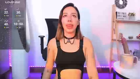 Aisha    birtthday show 15 noviembre online show from 09.24.25