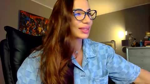 Alesyamuscledoll online show from 05.24.26