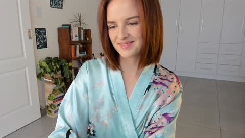 Snapshot of missalexthorn chatting on 02.22.26 Alexandra Thorn online show from 02.22.26