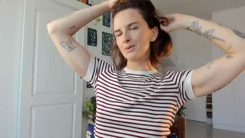 Snapshot of missalexthorn chatting on 03.12.26 Alexandra Thorn online show from 03.12.26