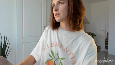 Snapshot of missalexthorn chatting on 04.08.26 Alexandra Thorn online show from 04.08.26