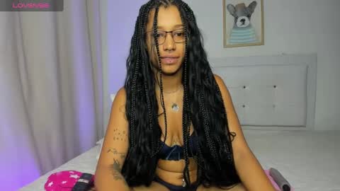 Snapshot of missangeldust chatting on 02.25.25 missangeldust online show from 02.25.25