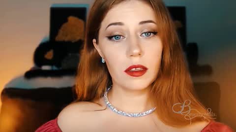 The divine Beverly online show from 09.30.25