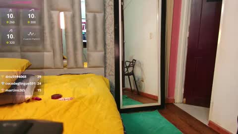 Miss Evelyn  online show from 10.02.25