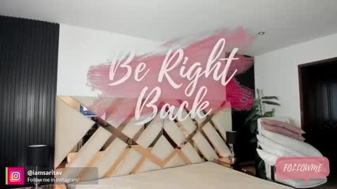 Sara Vanegas online show from 04.17.26