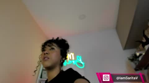 Snapshot of missbrasil_ chatting on 06.18.26 Sara Vanegas online show from 06.18.26