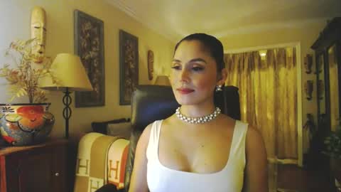 Snapshot of missbrownx chatting on 05.21.26 Brownie -P online show from 05.21.26