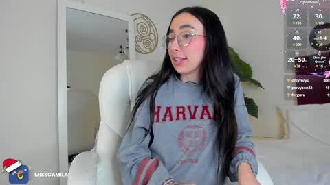 Camila Flores online show from 01.10.25