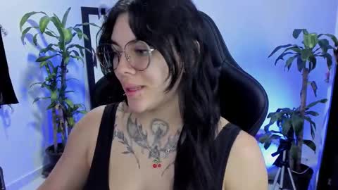 Missy Charlottte.  Hey remember to give me a thumbs up ty online show from 12.05.25