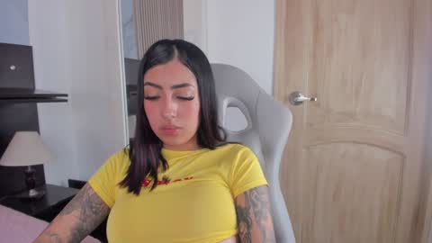 misscheelsee_as online show from 01.10.25