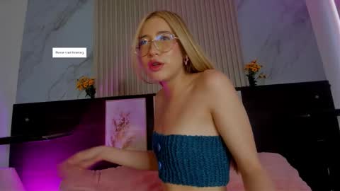 misscheelsee_as online show from 09.13.25