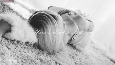 Chloe freelance model Please your thumbs up are important  online show from 10.30.25