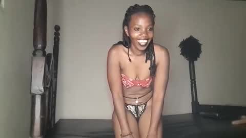 Snapshot of misscurvy111 chatting on 11.07.25 Bash online show from 11.07.25