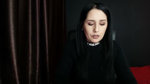 Miss online show from 11.15.25