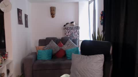 Emilie Diaz online show from 04.20.26