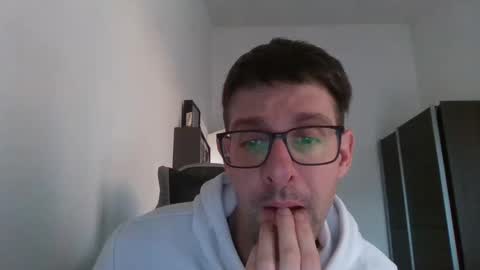 Snapshot of mission_cumpossible chatting on 01.08.25 SperminatoR online show from 01.08.25