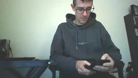 Snapshot of mission_cumpossible chatting on 11.06.25 SperminatoR online show from 11.06.25