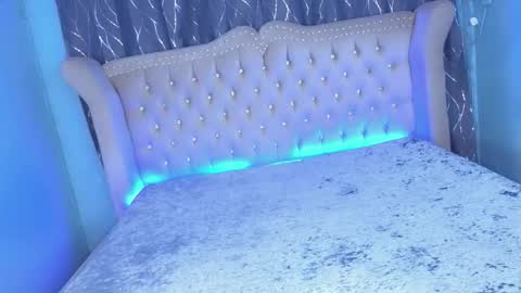 Snapshot of missionary_addiction_cumshot chatting on 10.11.25 im your queen steffie online show from 10.11.25