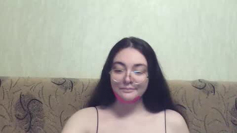 missis mona online show from 11.18.25