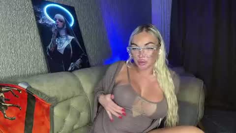 Snapshot of missjessxx chatting on 07.21.26 Jess online show from 07.21.26