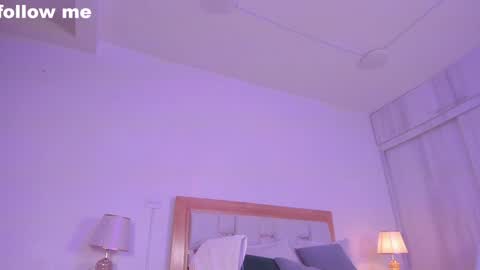 Snapshot of missjuliaa_ chatting on 01.09.25 A N N Y online show from 01.09.25