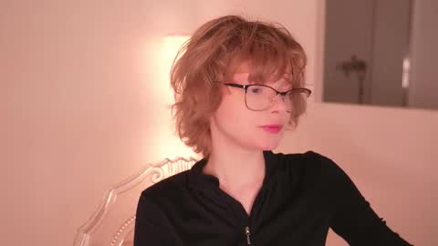 Snapshot of misska__ chatting on 11.05.25 BONYA online show from 11.05.25