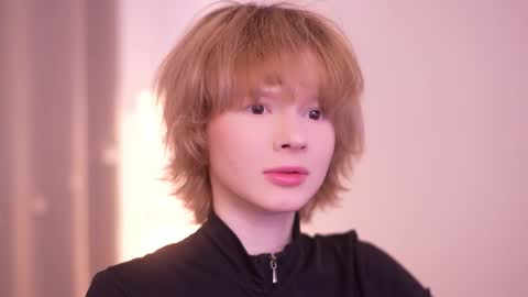 Snapshot of misska__ chatting on 11.07.25 BONYA online show from 11.07.25