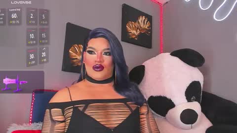 kassandra lazcano online show from 12.23.25