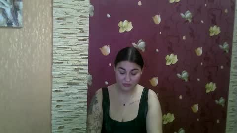 Lisa online show from 12.31.24