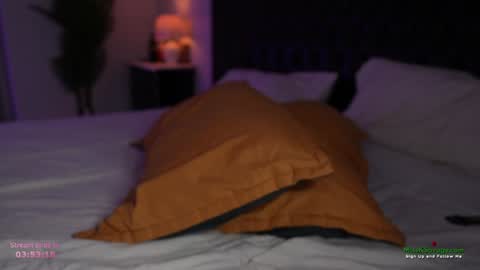 Snapshot of missksavage chatting on 10.05.25 Miss K online show from 10.05.25