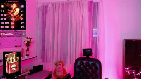 Snapshot of misslana_wn chatting on 12.24.24 LanaLul online show from 12.24.24