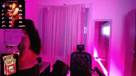 Snapshot of misslana_wn chatting on 02.09.25 LanaLul online show from 02.09.25