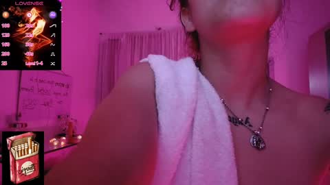 Snapshot of misslana_wn chatting on 02.19.25 LanaLul online show from 02.19.25