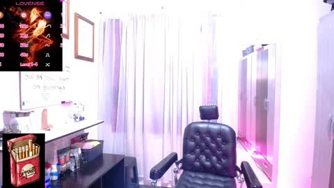 Snapshot of misslana_wn chatting on 09.17.25 LanaLul online show from 09.17.25