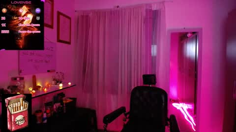 Snapshot of misslana_wn chatting on 09.27.25 LanaLul online show from 09.27.25