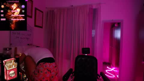 Snapshot of misslana_wn chatting on 10.23.25 LanaLul online show from 10.23.25