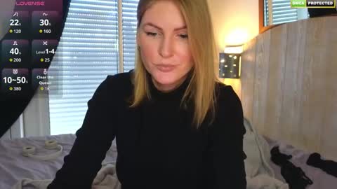 Snapshot of misslucci chatting on 10.25.25 Misslucci online show from 10.25.25