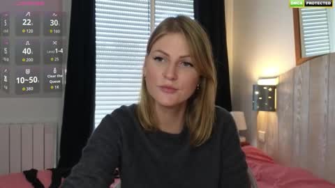 Snapshot of misslucci chatting on 11.01.25 Misslucci online show from 11.01.25