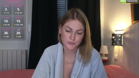 Snapshot of misslucci chatting on 11.11.25 Misslucci online show from 11.11.25