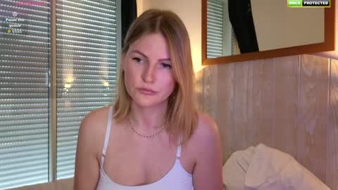 Misslucci online show from 04.22.26