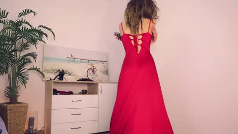 Lullu online show from 02.05.25