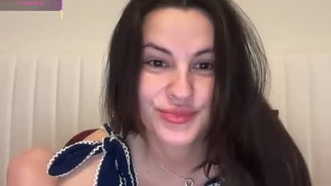 Snapshot of missmadsxx chatting on 06.01.26 MADS online show from 06.01.26