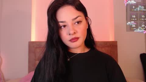 Snapshot of missmariana_ chatting on 10.25.25 missmariana_ online show from 10.25.25